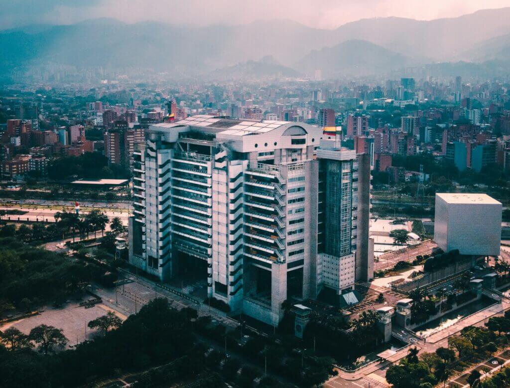 Iniciativa Legal Abogados | Servicio en Derecho Corporativo